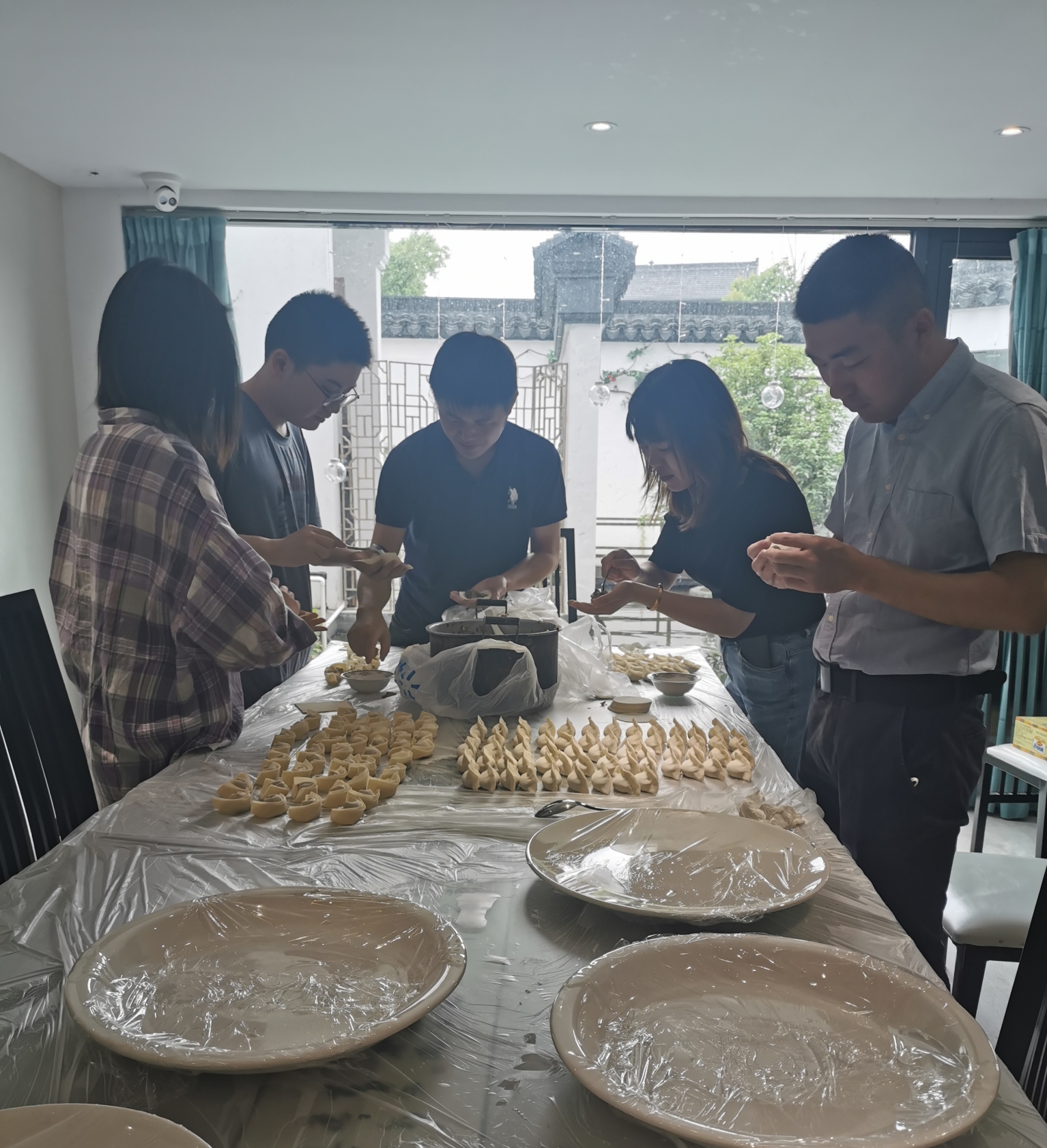 包饺子